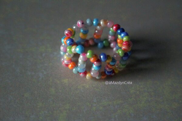 Bague perles multicolores – Image 2