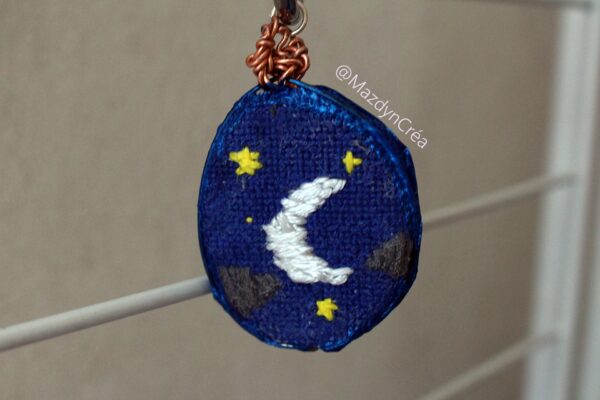 Broderie - Petite Lune – Image 2
