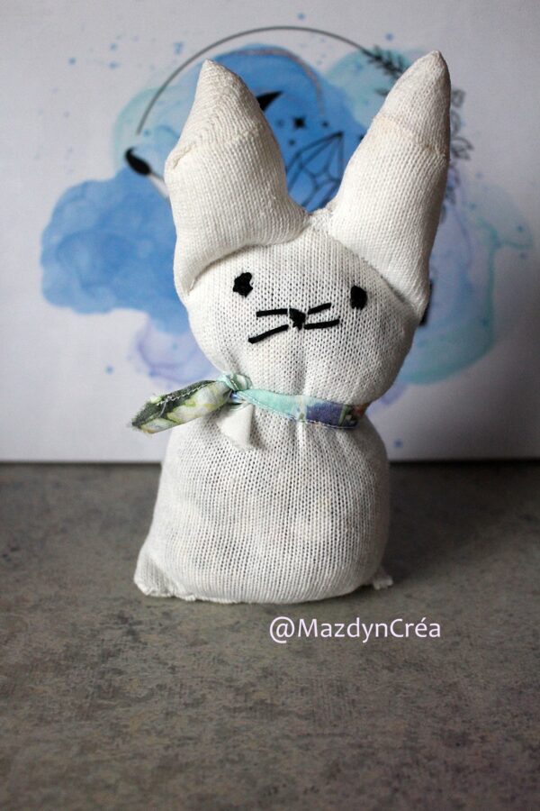 Peluche upcycling lapin blanc – Image 6