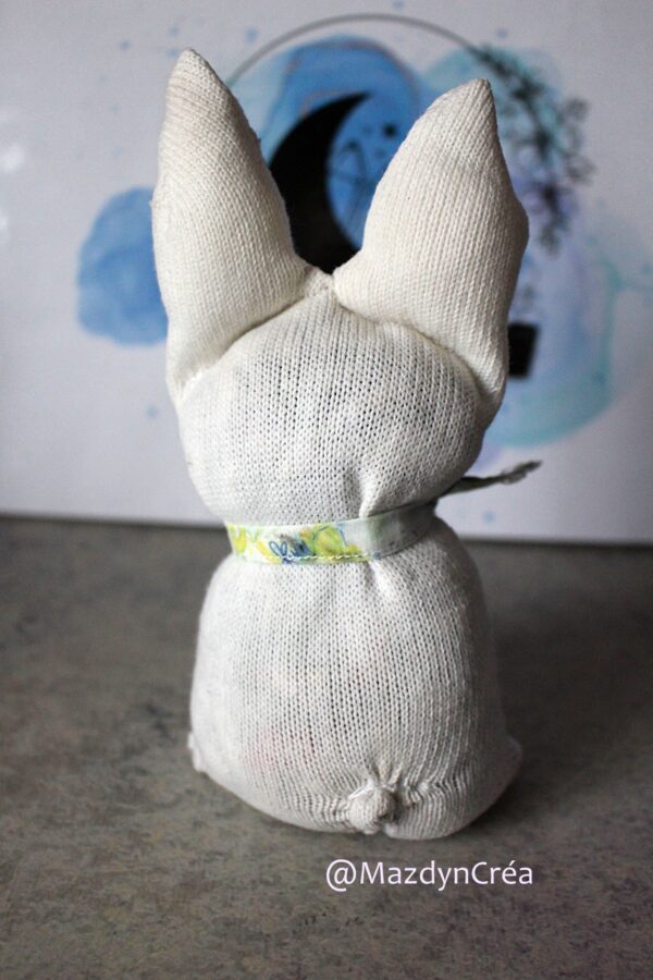 Peluche upcycling lapin blanc – Image 7